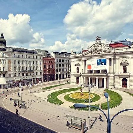 Downtown Flat Under Spilberk Castle Brno