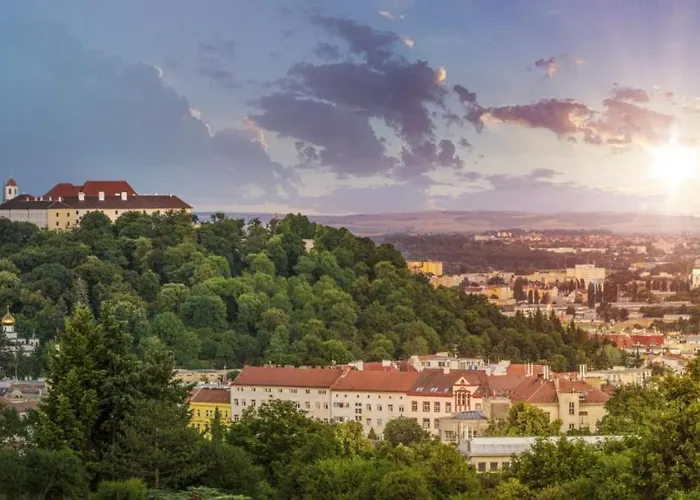 Downtown Flat Under Spilberk Castle * Brno